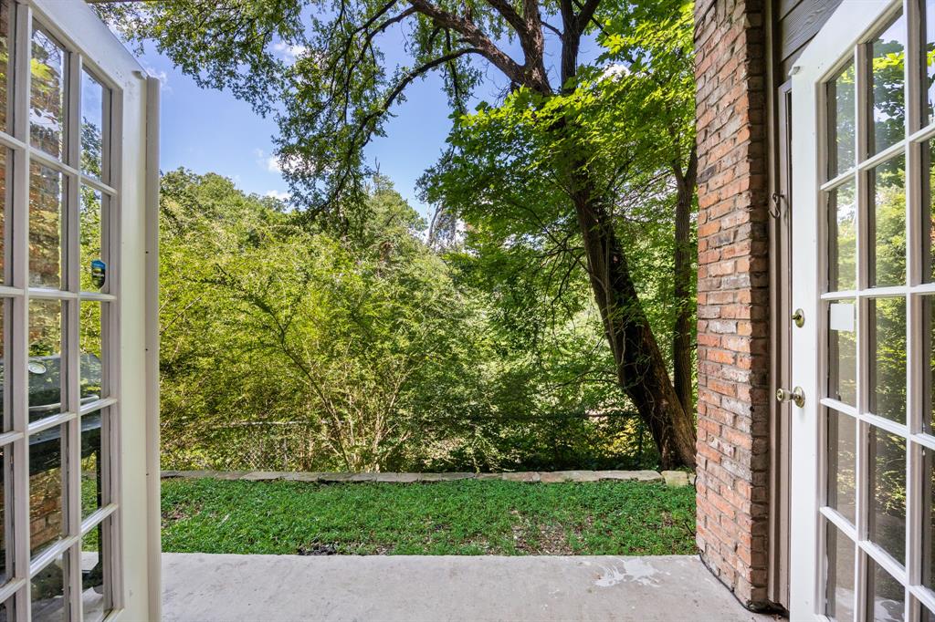 Woodlands 01 On Creek - Residential