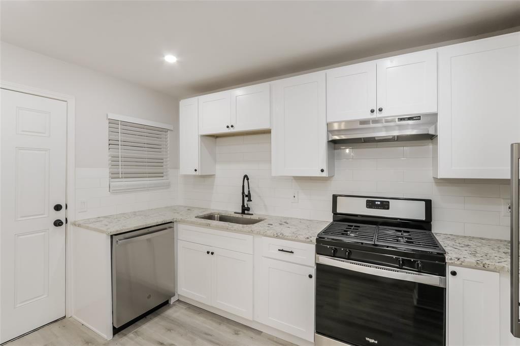 Buhlers 02 - Residential Lease