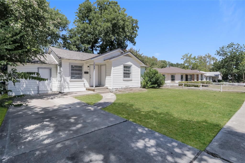 309 Buhler Dr in Garland, TX is the epitome of modern living. This stunning home boasts a sleek and stylish design that is sure to impress even the most discerning renter. With 3 spacious bedrooms and 1 bathroom, there is plenty of room for everyone to enjoy. As you enter the home, you see lovely laminated flooring, tons of windows, and light neutral paint colors that make it easy to add your own stamp of design to the home. 

The well-designed kitchen features stainless steel appliances, elegant white cabinetry, and granite countertops. All 3 bedrooms feature ceiling fans, well-placed windows, and closet space to keep your wardrobe organized. Your full bathroom comes with a single vanity, white cabinetry, and a shower tub combo perfect for unwinding after a long day at work! 

** In person tours required 
** All renters must complete even if you do not have a pet- 
** Pet rent is determined by FIDO petscreening score