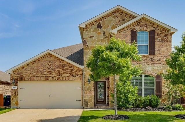 This gorgeous 5-bedroom, 3-bathroom home is located in the beautiful neighborhood of
Chamberlain Crossing, FATE, TX. Just south of I30 puts you in the highly desired Rockwall school district while still being
Information Deemed Reliable, but not Guaranteed. Close to the new shopping and restaurants, with easy access to Dallas. Friendly neighbors, an impressive clubhouse with a community pool, a quick walk to a playground, and a soccer field are all amenities you will enjoy with this
home. Inside the open floor plan offers the space you crave with a homey feel to stay connected by offering 2 living
areas, 2 dining areas, closets tucked in every corner, and large-sized bedrooms. Be sure to check out the dining room
behind glass doors! YOU DON'T WANT TO MISS TAKING A TOUR OF THIS ONE!