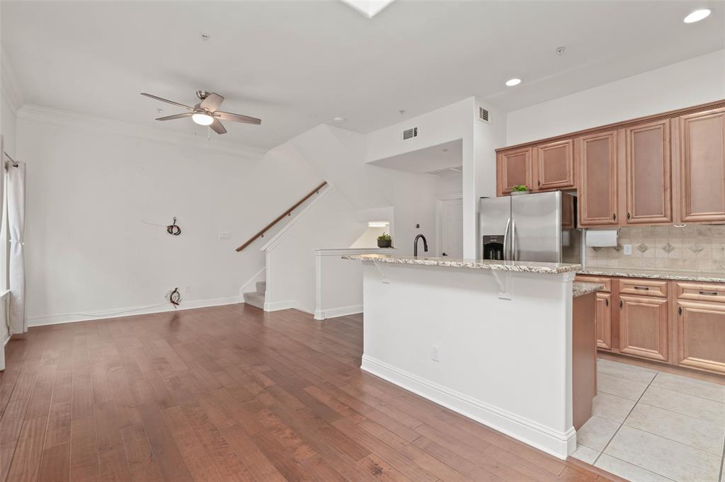 Villas Lindell Ave - Residential