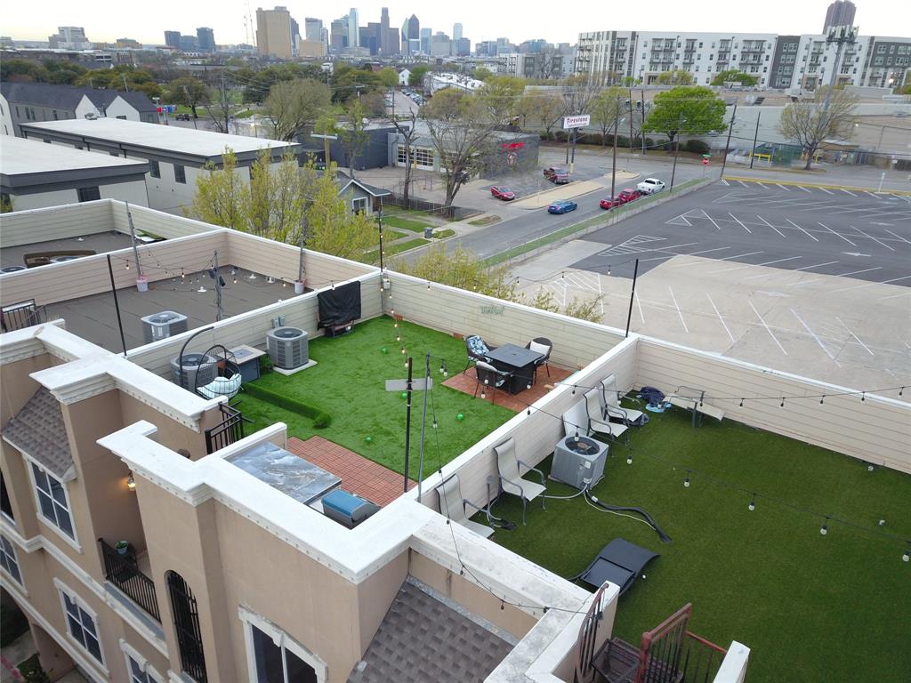 Villas Lindell Ave - Residential