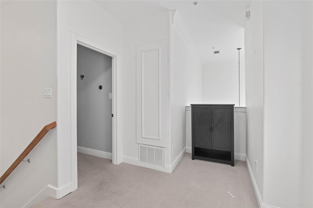 Villas Lindell Ave - Residential
