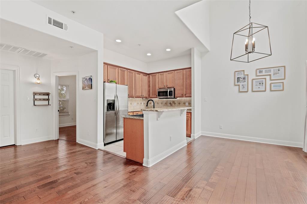 Villas Lindell Ave - Residential