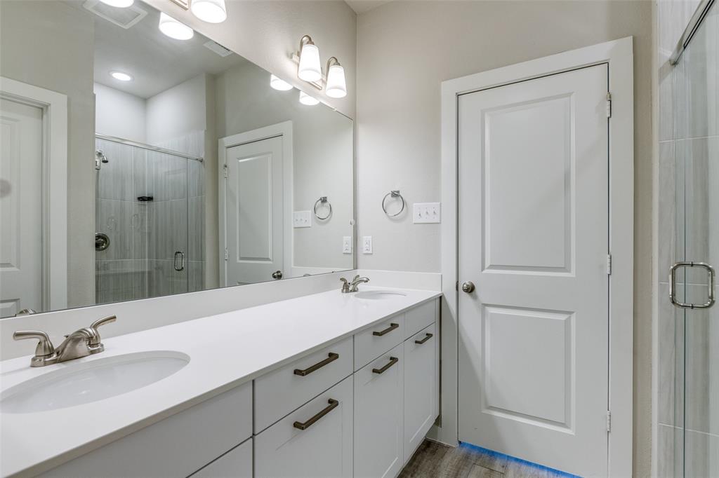 Residences At Jeans Creek, The - Residential Lease