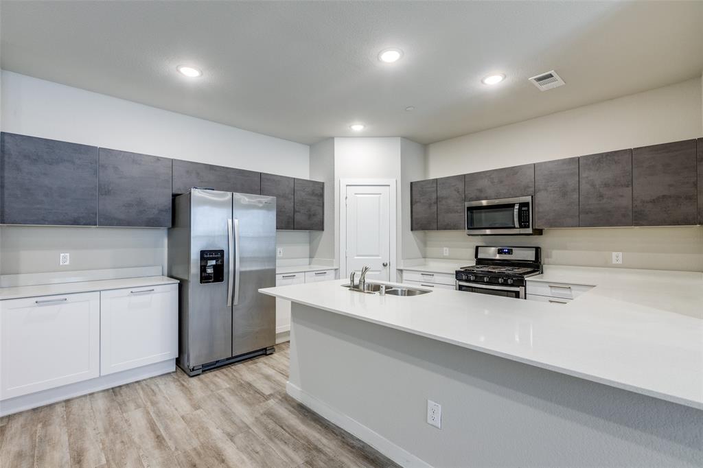 Residences At Jeans Creek, The - Residential Lease