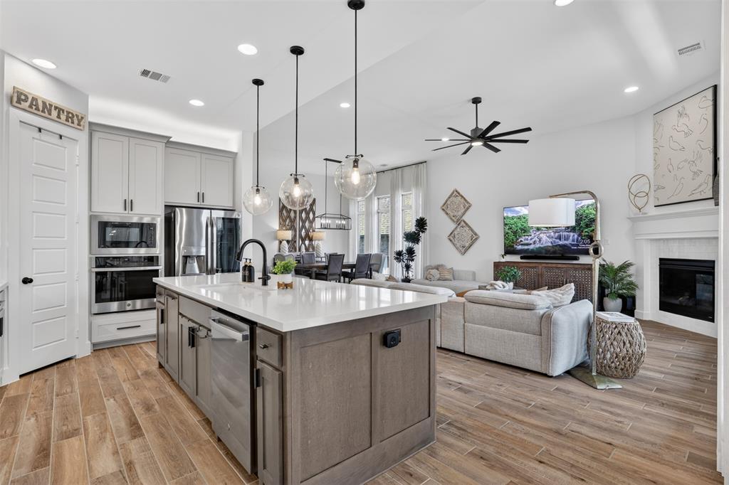 Trinity Falls - Residential