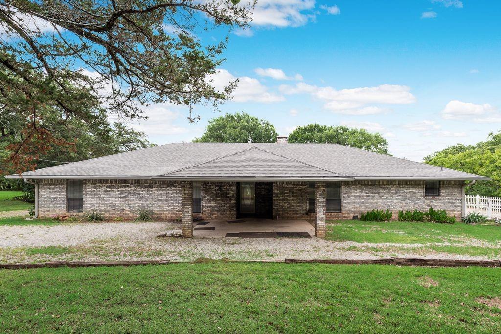Discover the potential of country living on 5.94 acres at 298 Butterfield Road. Tucked away on a quiet dead-end road and located outside the city limits, this brick home offers privacy, space, and endless possibilities.

Step inside to find a large, open floor plan featuring an expansive living and dining area that flows seamlessly into the kitchen, creating the perfect space for gathering with family and friends. The home offers very large rooms throughout and 3 full bathrooms, providing plenty of room for comfortable living.

Outside, you’ll enjoy nearly 6 acres of peaceful countryside, highlighted by a huge pond that adds both beauty and recreational opportunities. The property offers a private setting with plenty of room to enjoy the outdoors, raise animals, or simply relax and take in the views.

The home has solid bones and is ready for a new owner to add their personal touch. The back deck needs repair or replacement, but it has the potential to become a beautiful outdoor living space overlooking the property. An added bonus is the roof, which was replaced just a couple of years ago, providing peace of mind for years to come.

Property Features:

5.94 acres
Brick home
Large open-concept floor plan
Spacious living and dining area open to the kitchen
3 full bathrooms
Very large rooms throughout
Huge pond
Roof replaced approximately 2 years ago
Quiet dead-end road
Outside city limits
Endless potential to make it your own