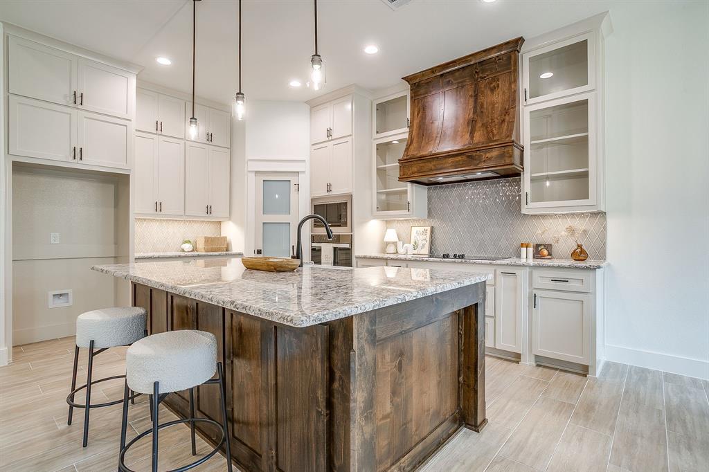 ROBERTSON-HUNTER - Residential