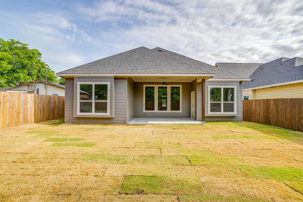 ROBERTSON-HUNTER - Residential