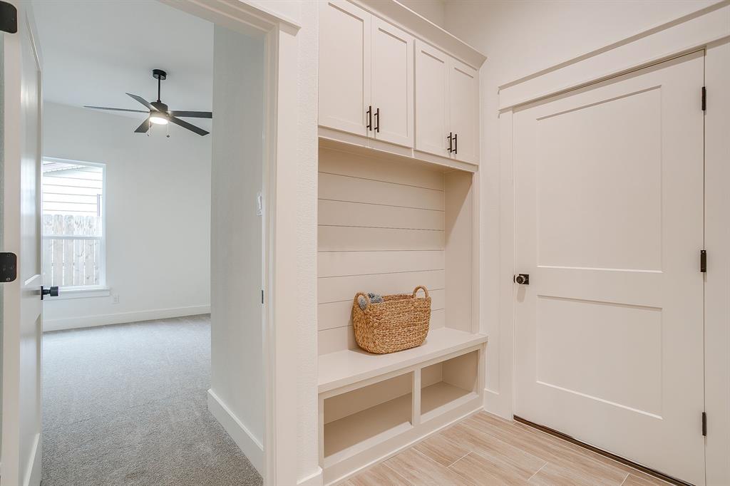 ROBERTSON-HUNTER - Residential