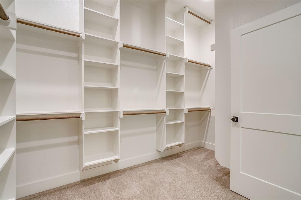 ROBERTSON-HUNTER - Residential