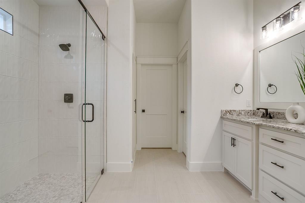 ROBERTSON-HUNTER - Residential