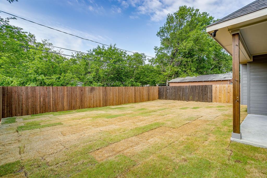 ROBERTSON-HUNTER - Residential