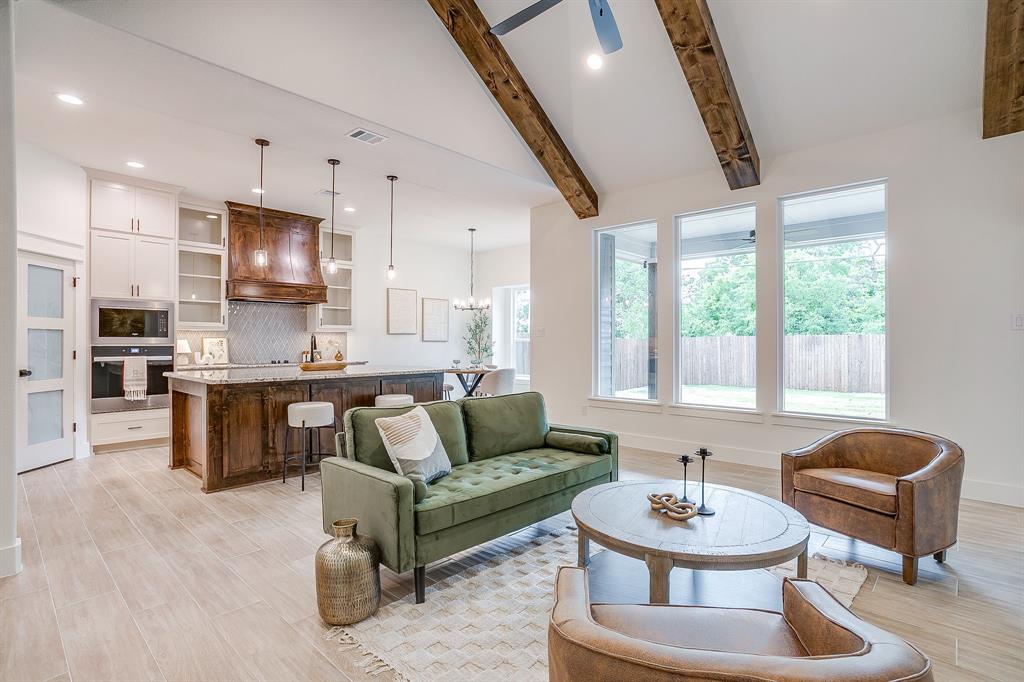 ROBERTSON-HUNTER - Residential
