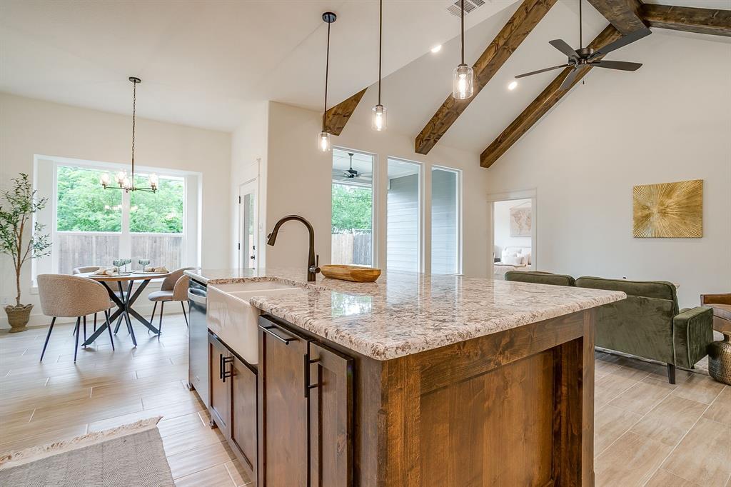 ROBERTSON-HUNTER - Residential