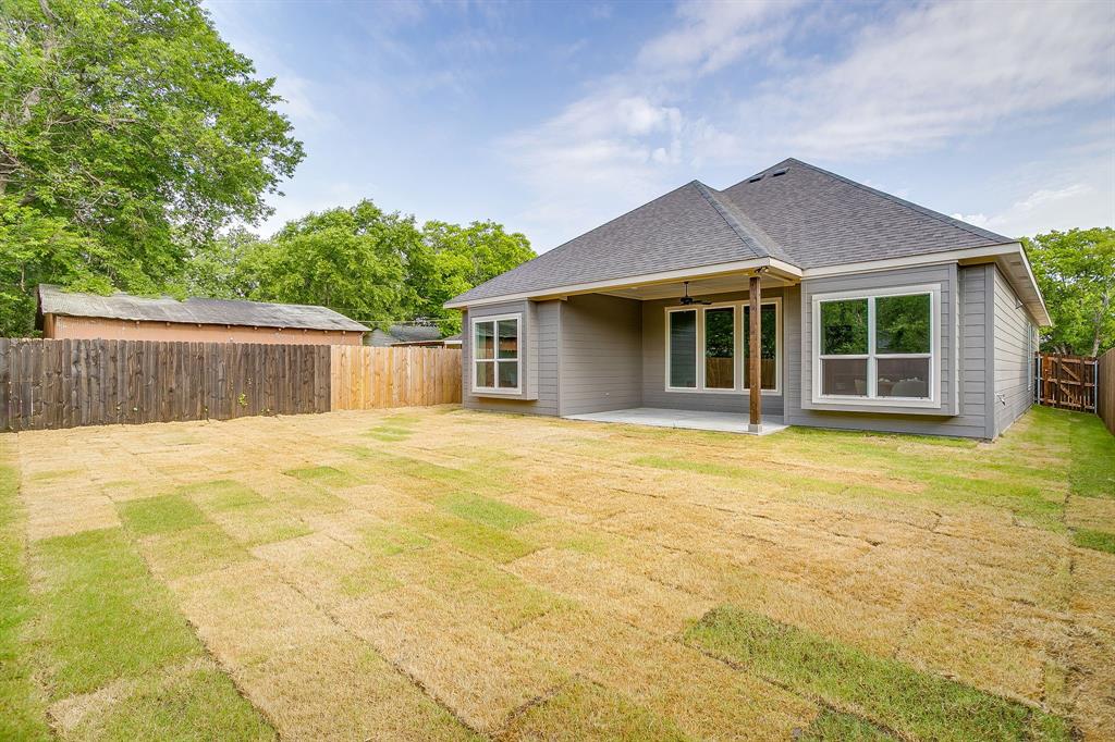 ROBERTSON-HUNTER - Residential