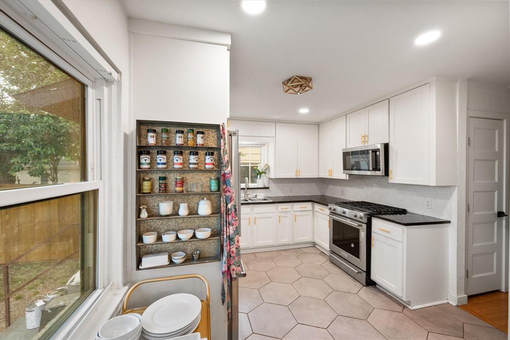 Davilla Drive Estates - Residential