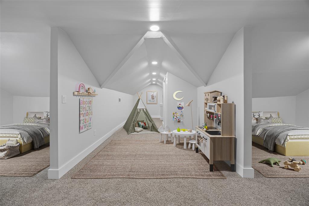 Winnetka Heights - Residential