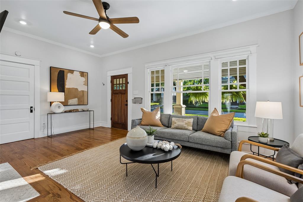 Winnetka Heights - Residential