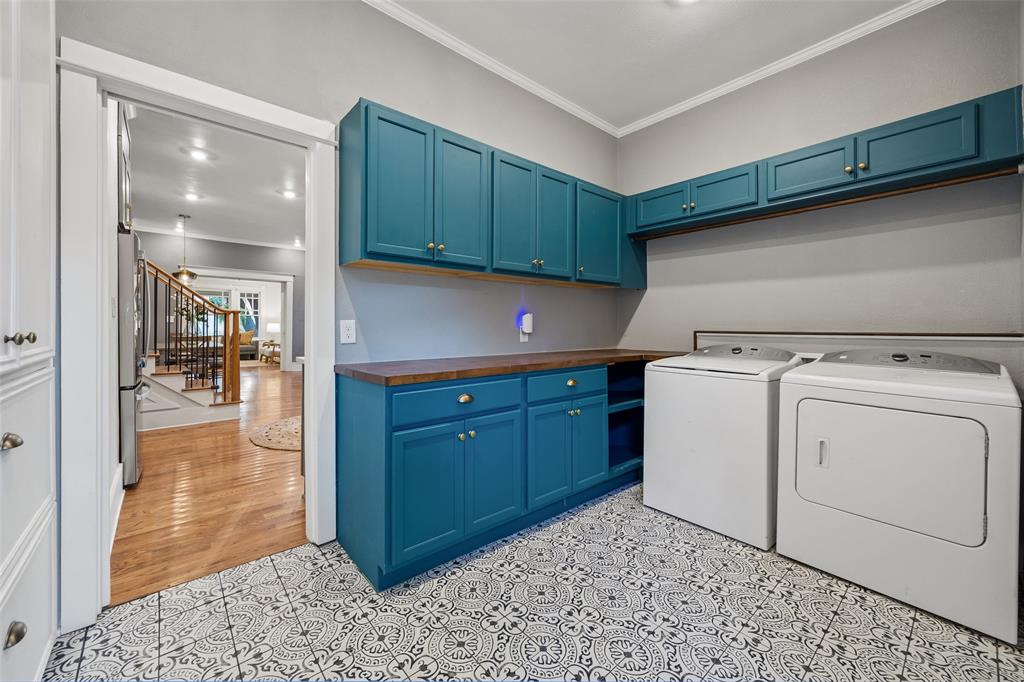 Winnetka Heights - Residential