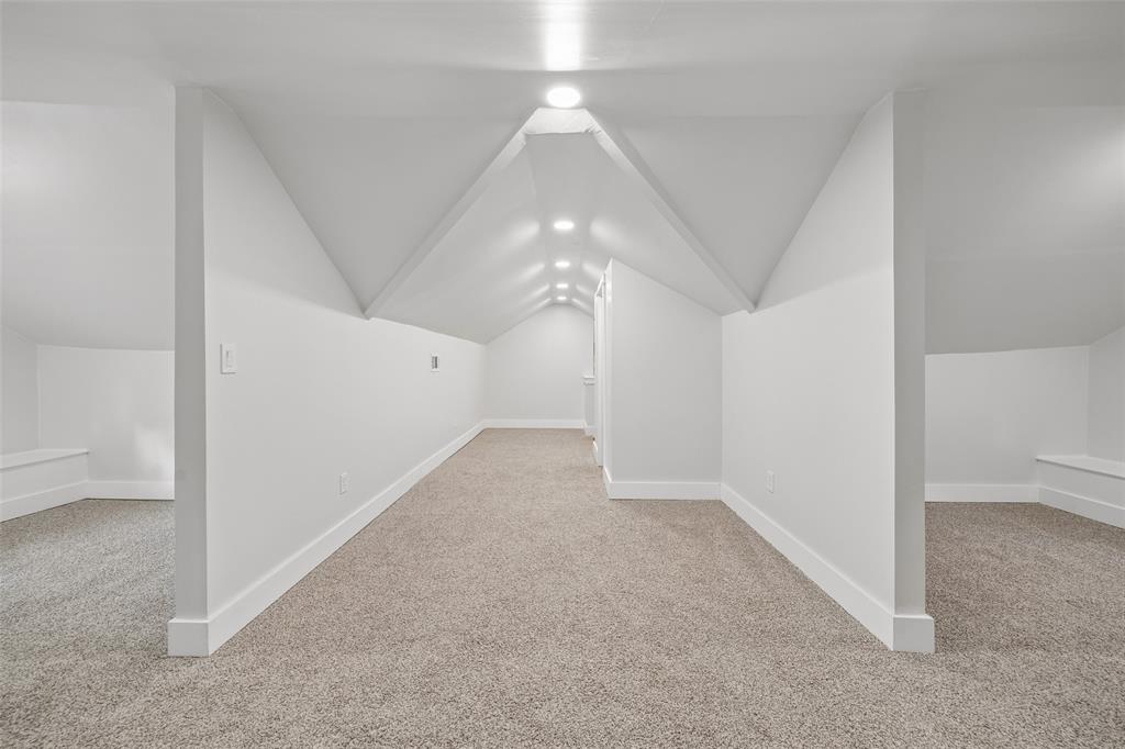 Winnetka Heights - Residential