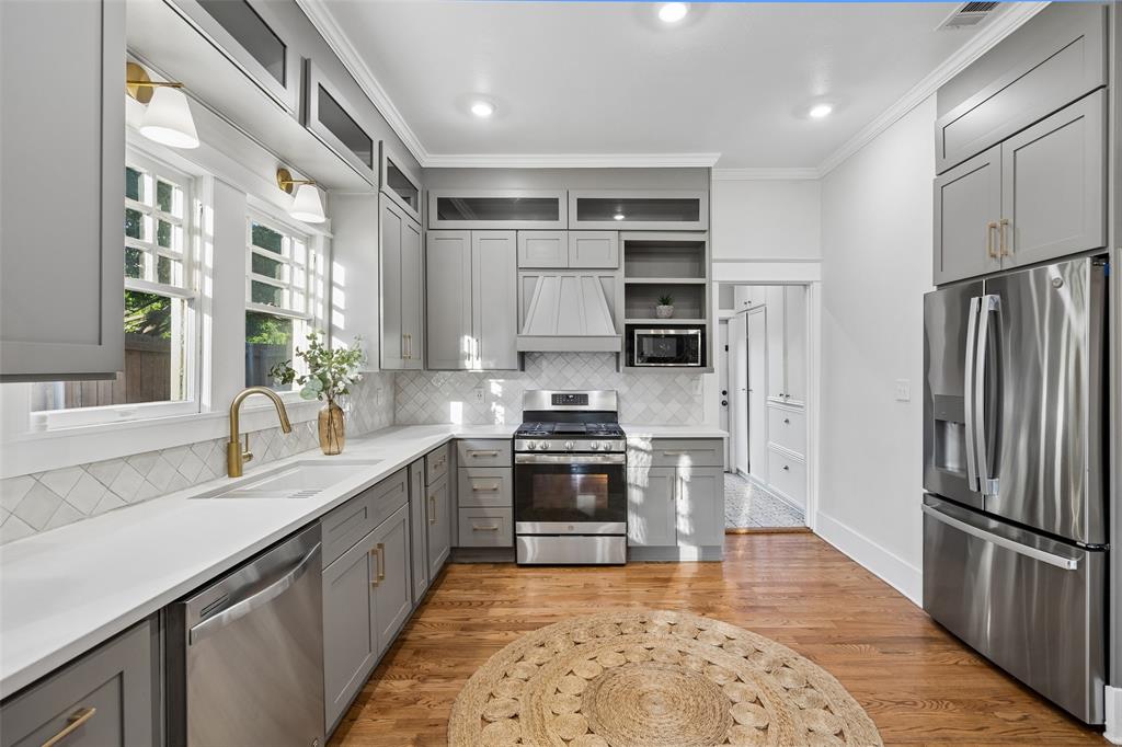 Winnetka Heights - Residential
