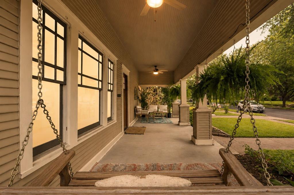 Winnetka Heights - Residential