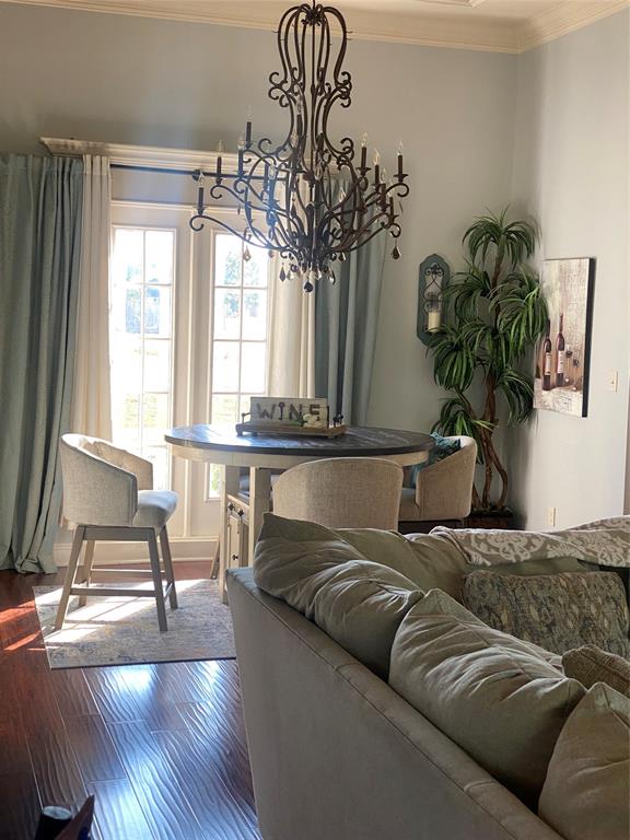 Pelican Pointe - Residential