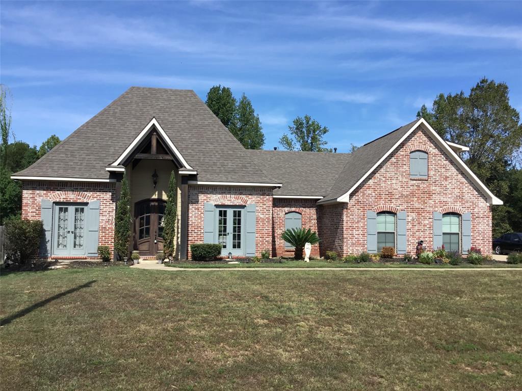 Pelican Pointe - Residential