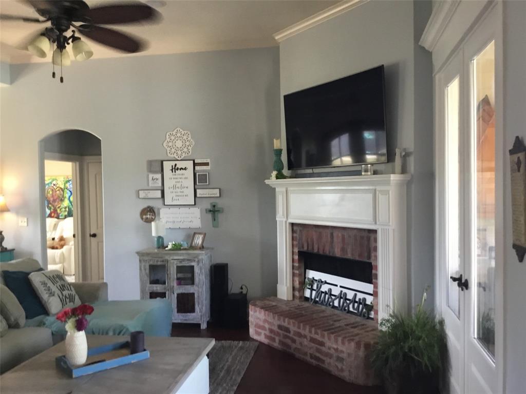 Pelican Pointe - Residential