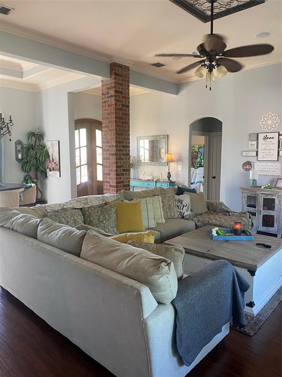 Pelican Pointe - Residential