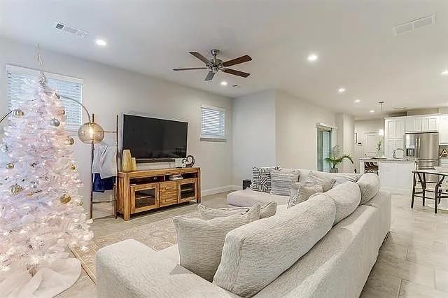 Red Eagle Place - Residential Income