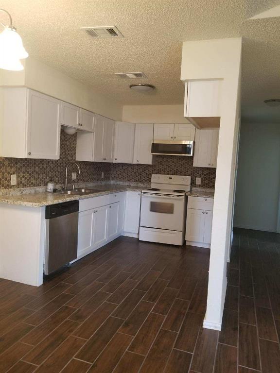 Fox Hollow Add - Residential Lease