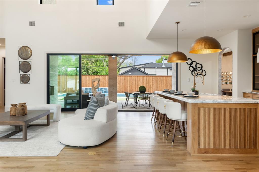 Walnut Crest - Residential