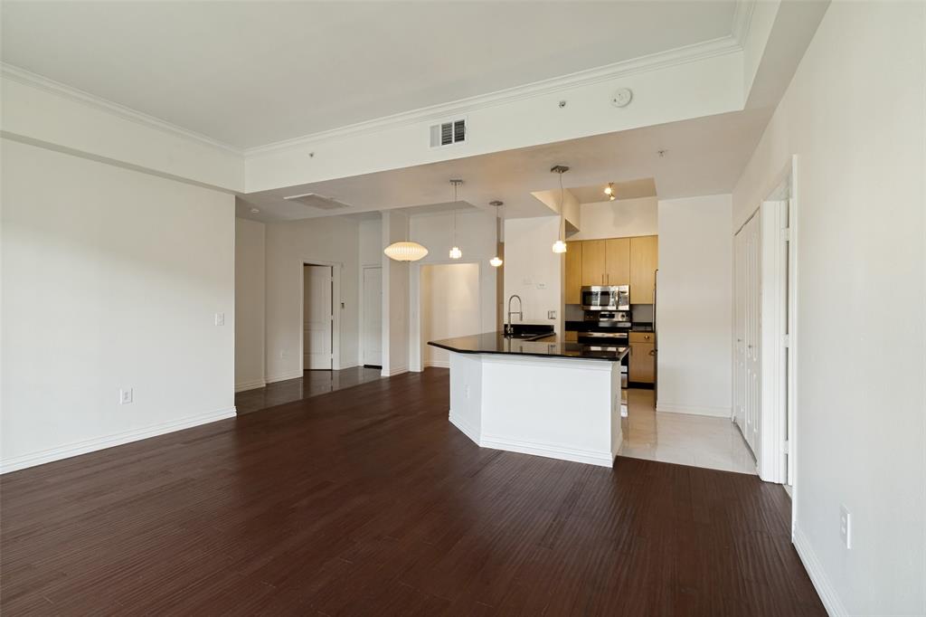 Renaissance On Turtle Creek Condo - Residential