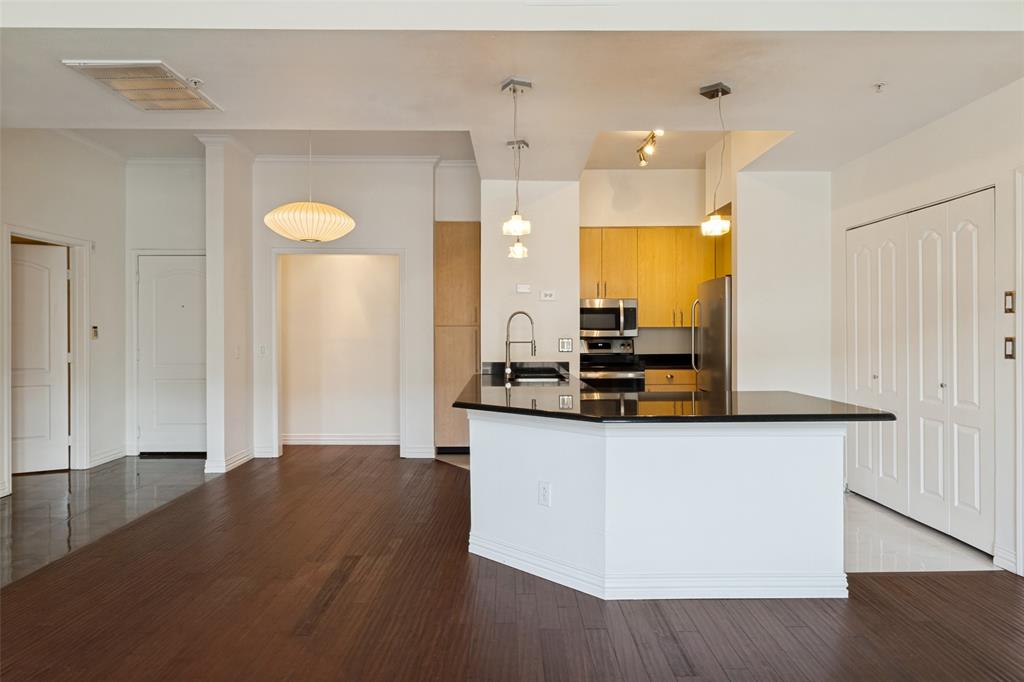 Renaissance On Turtle Creek Condo - Residential