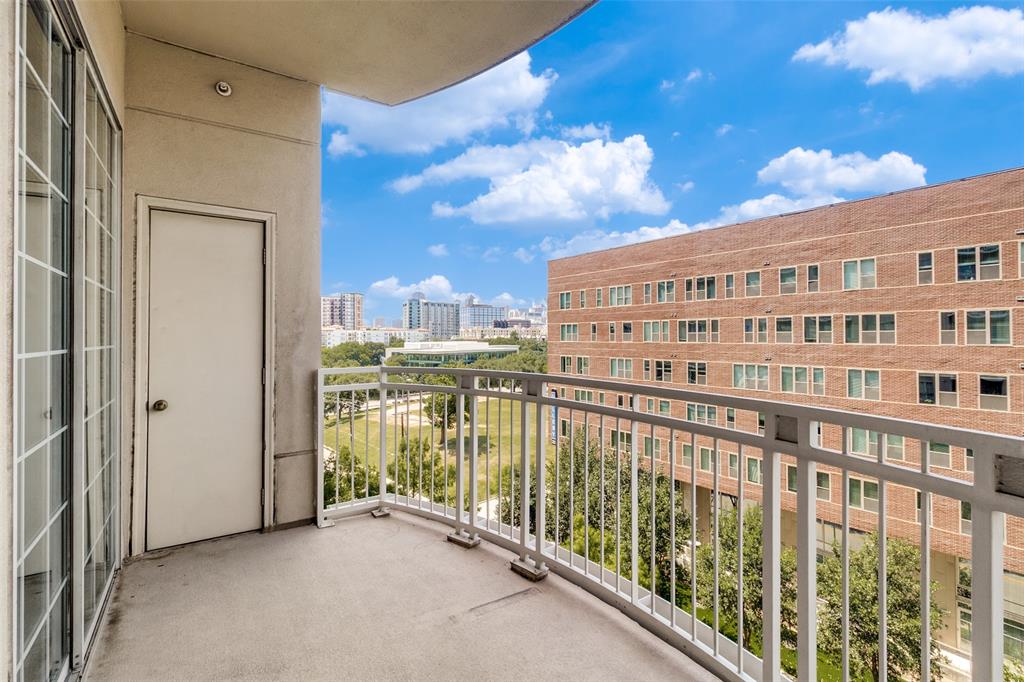 Renaissance On Turtle Creek Condo - Residential