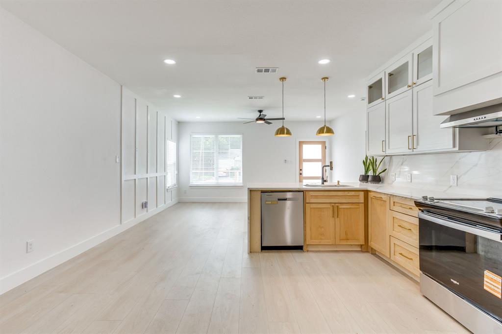 Windsor Place Add - Residential