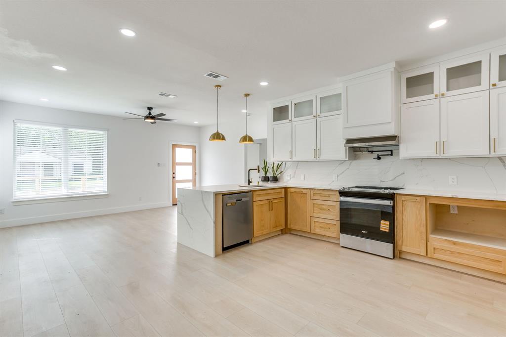 Windsor Place Add - Residential