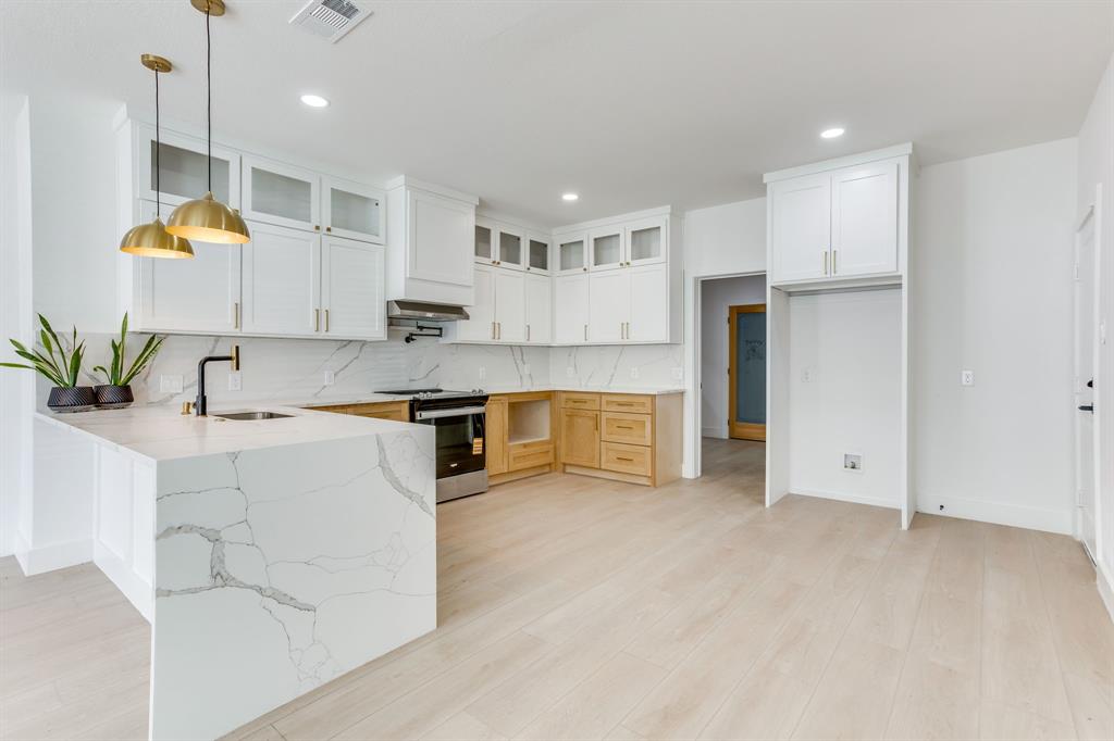 Windsor Place Add - Residential