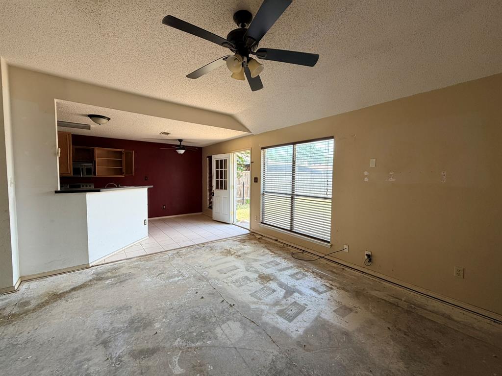 Creek Crossing Estates - Residential
