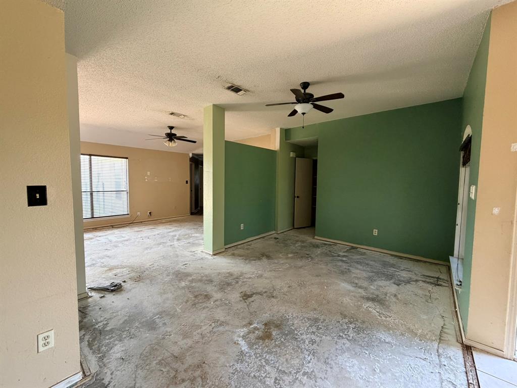 Creek Crossing Estates - Residential