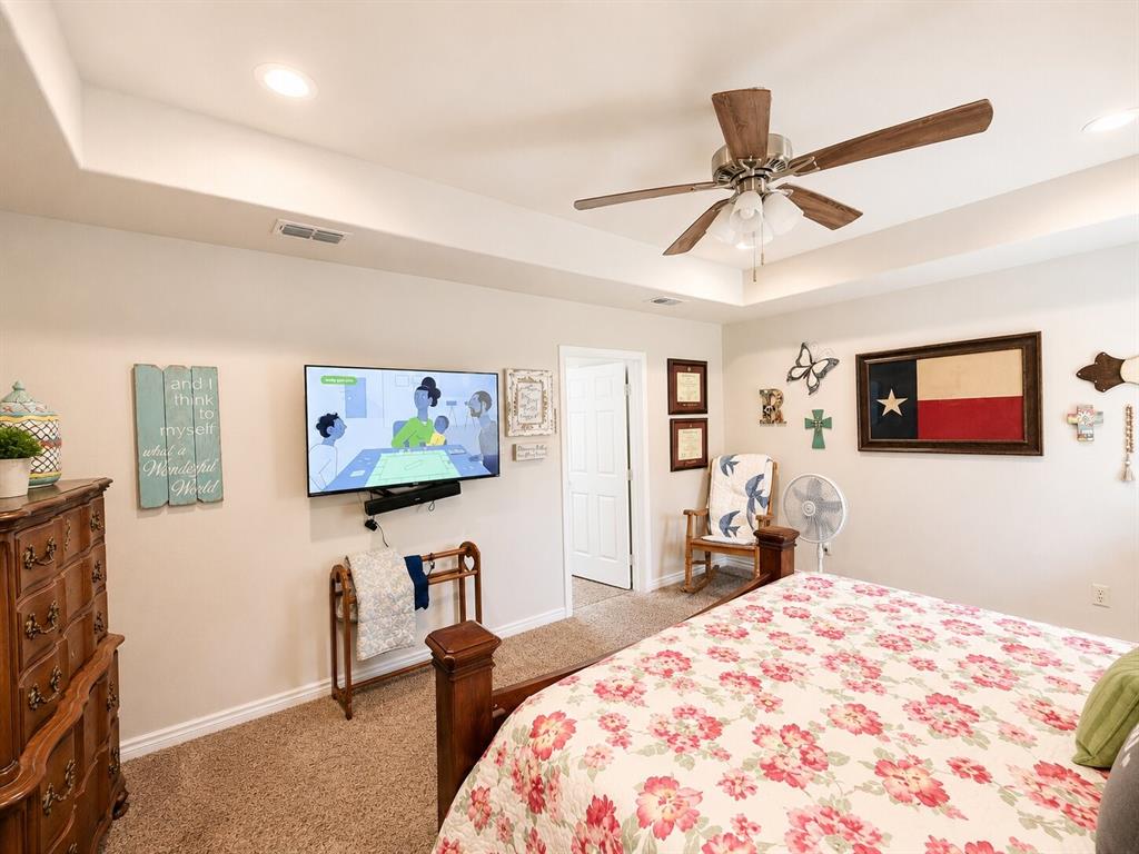 Whispering Oaks - Residential