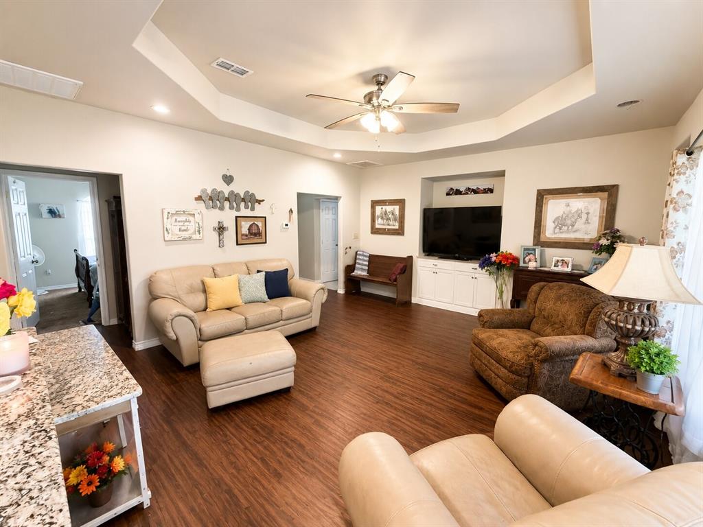 Whispering Oaks - Residential