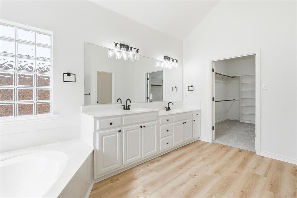 Hunters Landing Ph IV - Residential