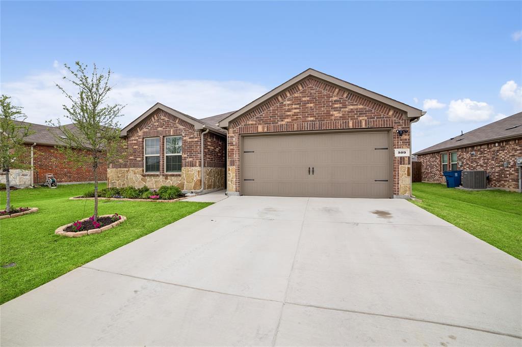 Beautiful 3-bedroom, 2-bath home on a extra lg 60ft lot in the desirable Riverfield community by DR Horton! This well-maintained home offers 1 spacious living area, 1 dining area, and a 2-car garage with a functional, open layout. The exterior features an attractive natural rock and brick combination, enhanced landscaping with stone-lined flower and tree beds, and a full sprinkler system. Enjoy added curb appeal with soffit lighting that is on a timer for convenience ,Christmas light plug on timers, and a timed front porch light. Inside, you’ll find granite countertops, durable LVP flooring in main areas, and carpet in the bedrooms. The home comes move-in ready with washer, dryer, refrigerator, and blinds included. Upgrades throughout include upgraded switches and plates, dimmer lighting in the kitchen and primary bedroom, added recessed lighting in the primary suite, ceiling fans in bedrooms, and a dining nook fixture. Additional features include TV outlet placements in the living room and primary bedroom, enhanced garage lighting, and a dedicated plug for a future electric car charger. Security and convenience are covered with Ring front doorbell camera and floodlight camera. Step outside to a large backyard with a covered patio, perfect for relaxing or entertaining. Located in Riverfield, residents enjoy walking trails, green spaces, and a family-friendly atmosphere, all with easy access to shopping, dining, and major highways. Move-in ready with thoughtful upgrades—this home is a must-see!