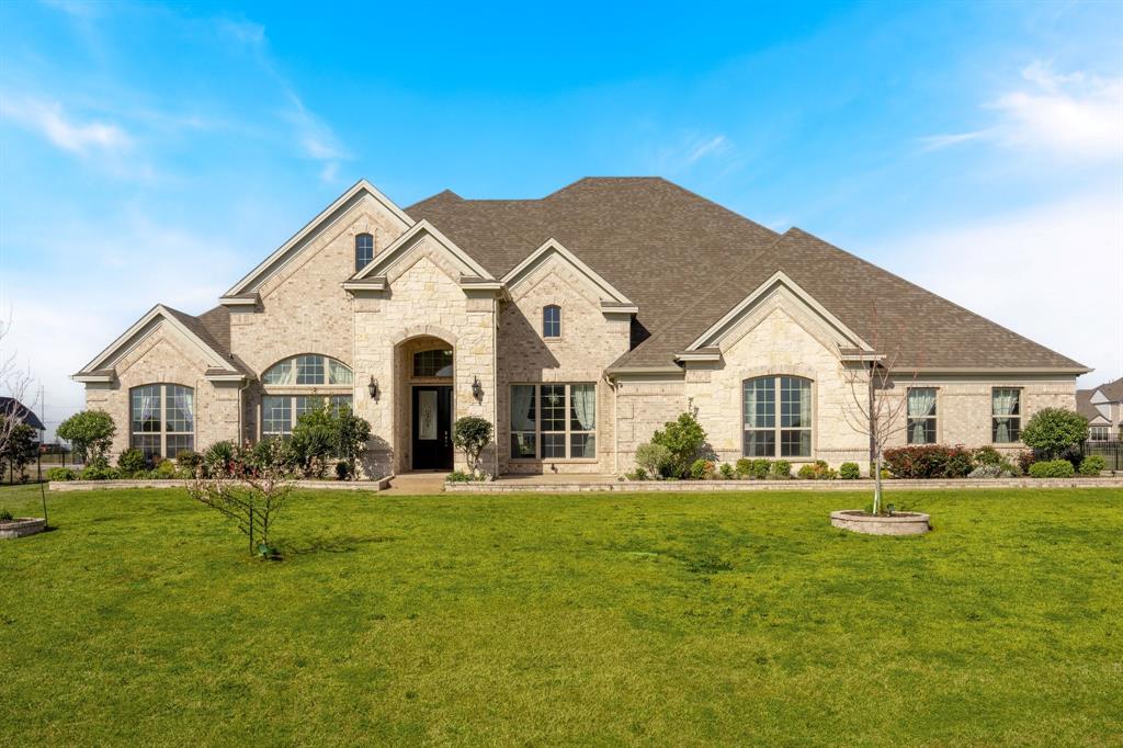 JUST LISTED! Click Virtual Tour link !Step inside this spacious, stunning, one of a kind  One Story 6-bedroom, 6.5 bath 3 cars garage home nested in the charming City of Parker in Whitestone Estates Community custom built by Grand Homes on a 1.02 acre land with extended patio and concrete. Luxury living and entertaining in spacious homesite. Featuring master suite and junior suite, Office, Formal dining, Flex room can be use as Media room or Children retreat with bay window, Mud room, Butler's Pantry, large laundry with built in cabinets.  The open floor plan , flooded with  natural lights,  boasts with Groin in vaulted ceiling in grand living room and hallway. The kitchen offer OVERSIZE island with quartz countertops, stainless steel appliances with double oven, 6 burner gas cooktop, large walk in pantry, butler's entry .The master suite is a true retreat, featuring dual his and hers walk in closets, separate vanities, a standalone shower, and a relaxing garden tub.  Located in Plano ISD! Conveniently located near shopping and entertainment. Just minutes from The Village at Allen, Top Golf, Southfork Ranch, Celebration Park. Easy access to highway 75, 121 and 190 make commuting truly effortless. This home must is a must see!