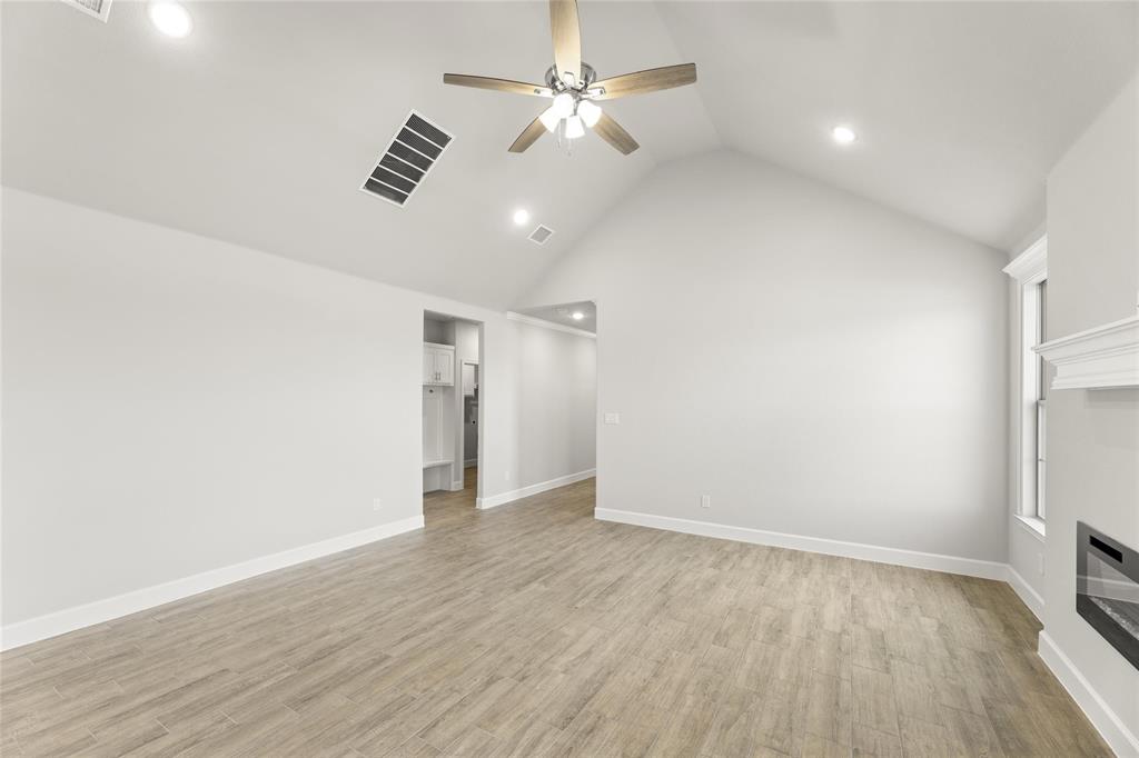 LakePointe - Residential