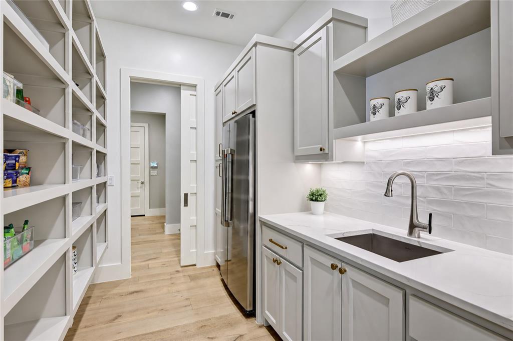Eastpointe Terrace - Residential